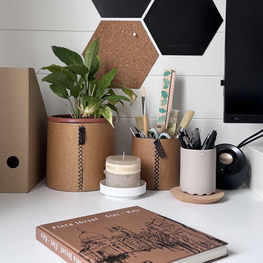 Kültéri kaspó előkertben